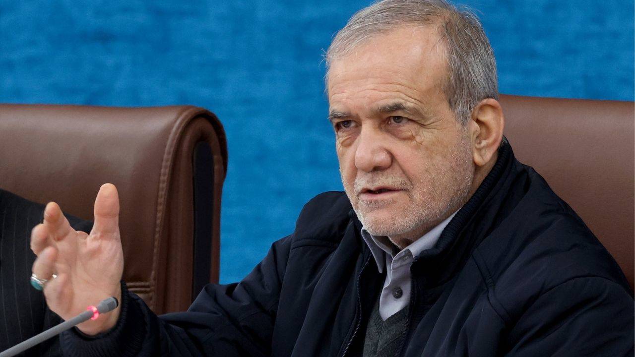 Pezeşkiyan'dan "ekonomik savaş" açıklaması