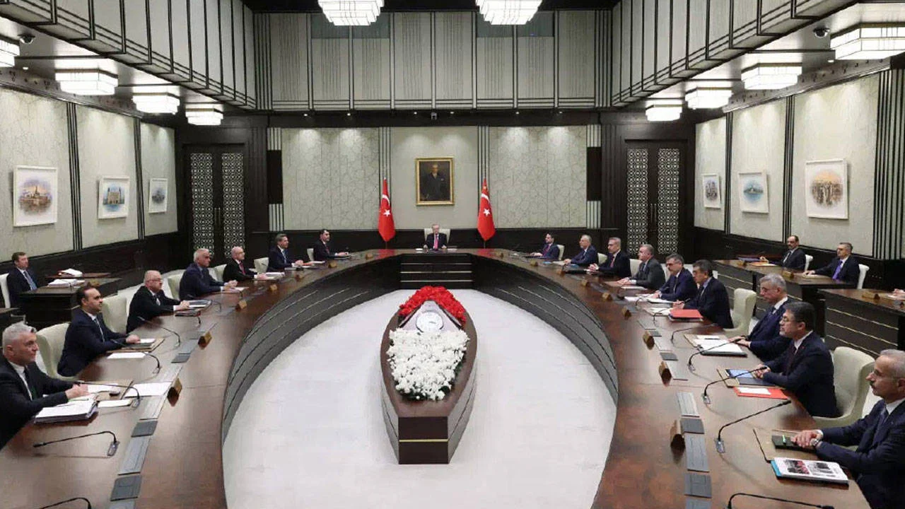 Kabine bugün toplanıyor: Gündemde hangi konular var?