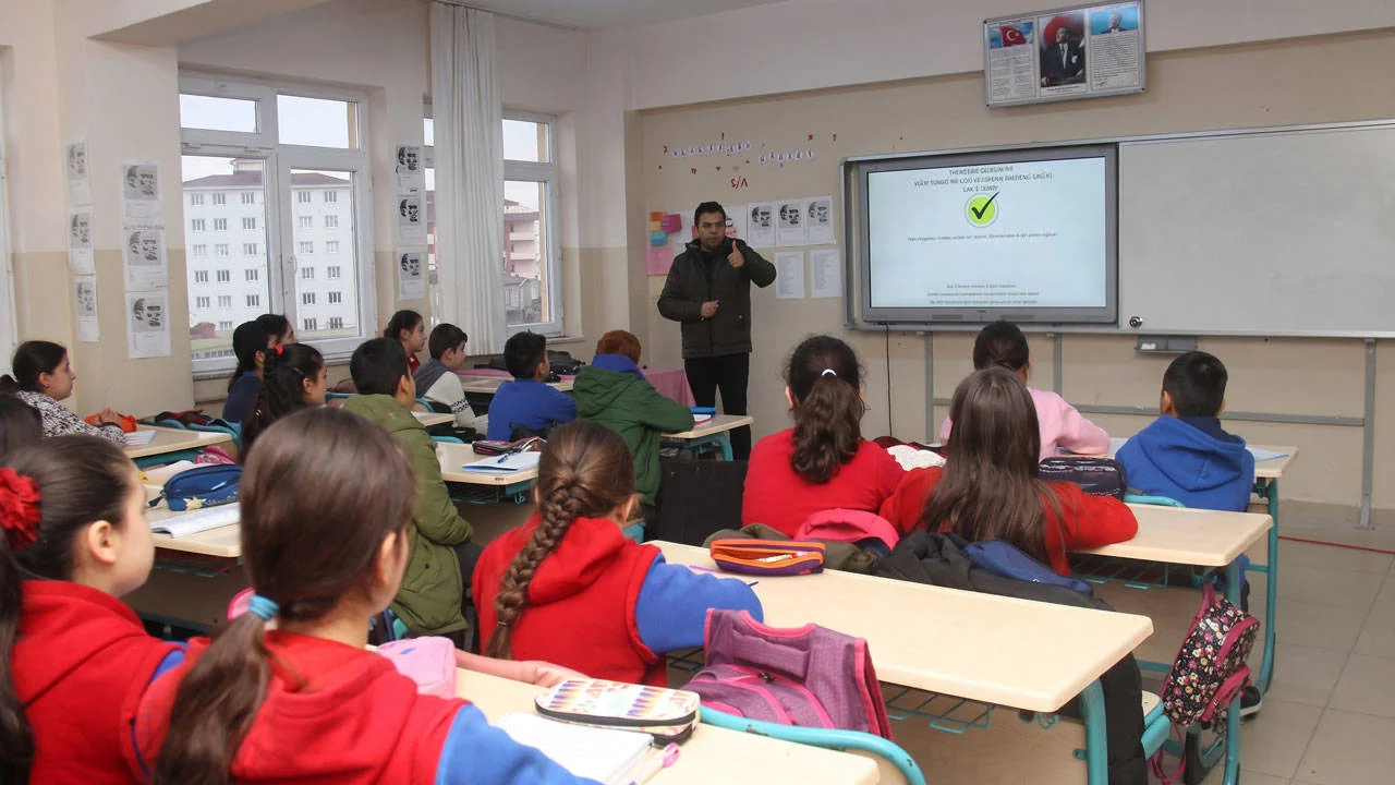 Erdoğan imzaladı: Eğitimde yeni dönem