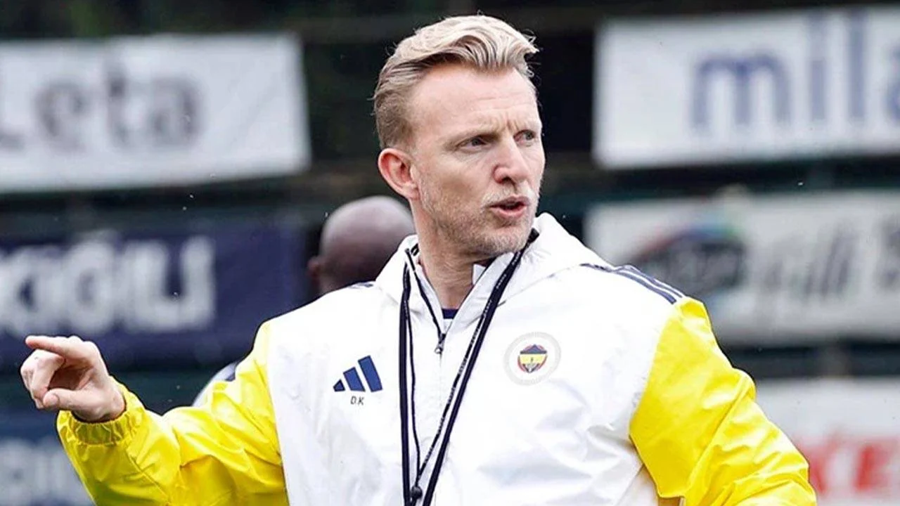 Dirk Kuyt’ın menajerinden açıklama: "Sezon sonuna kadar kalabilir"