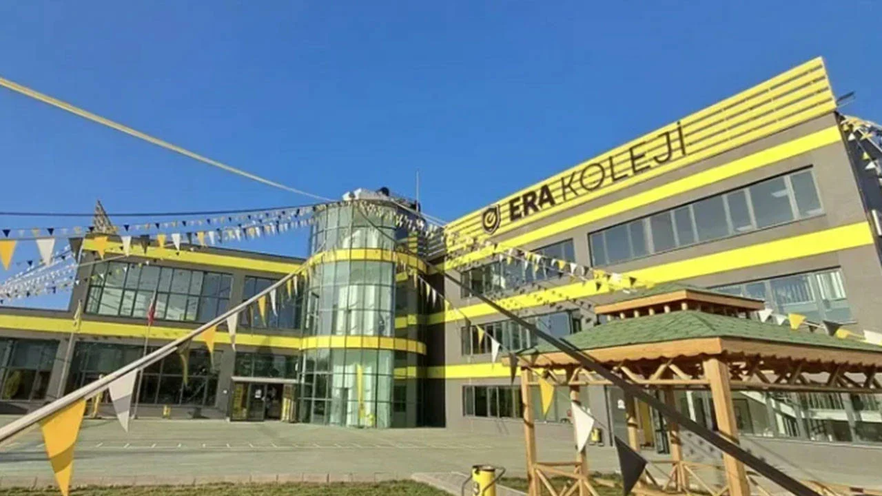 Öğretmenler tazminatsız çıkarıldı