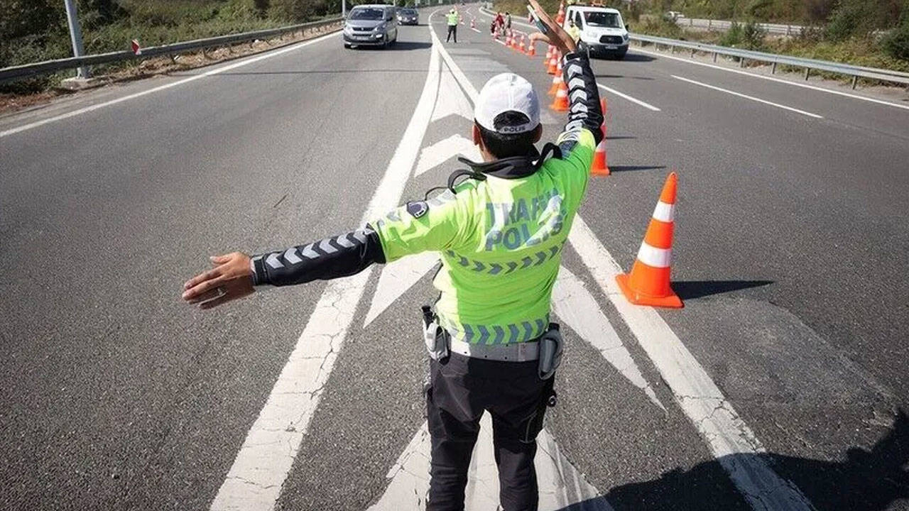 İstanbul'da bazı yollar trafiğe kapatıldı