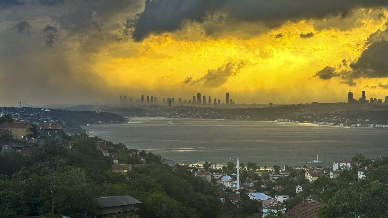 İstanbul'da kabus gibi cuma! Fırtına ve sağanak fena vuracak