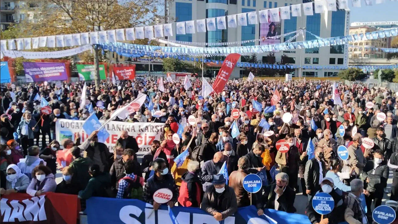 SOL Parti’den 1 Eylül açıklaması: “Barış, emperyalizme ve rejime karşı ortak mücadeleden geçiyor”