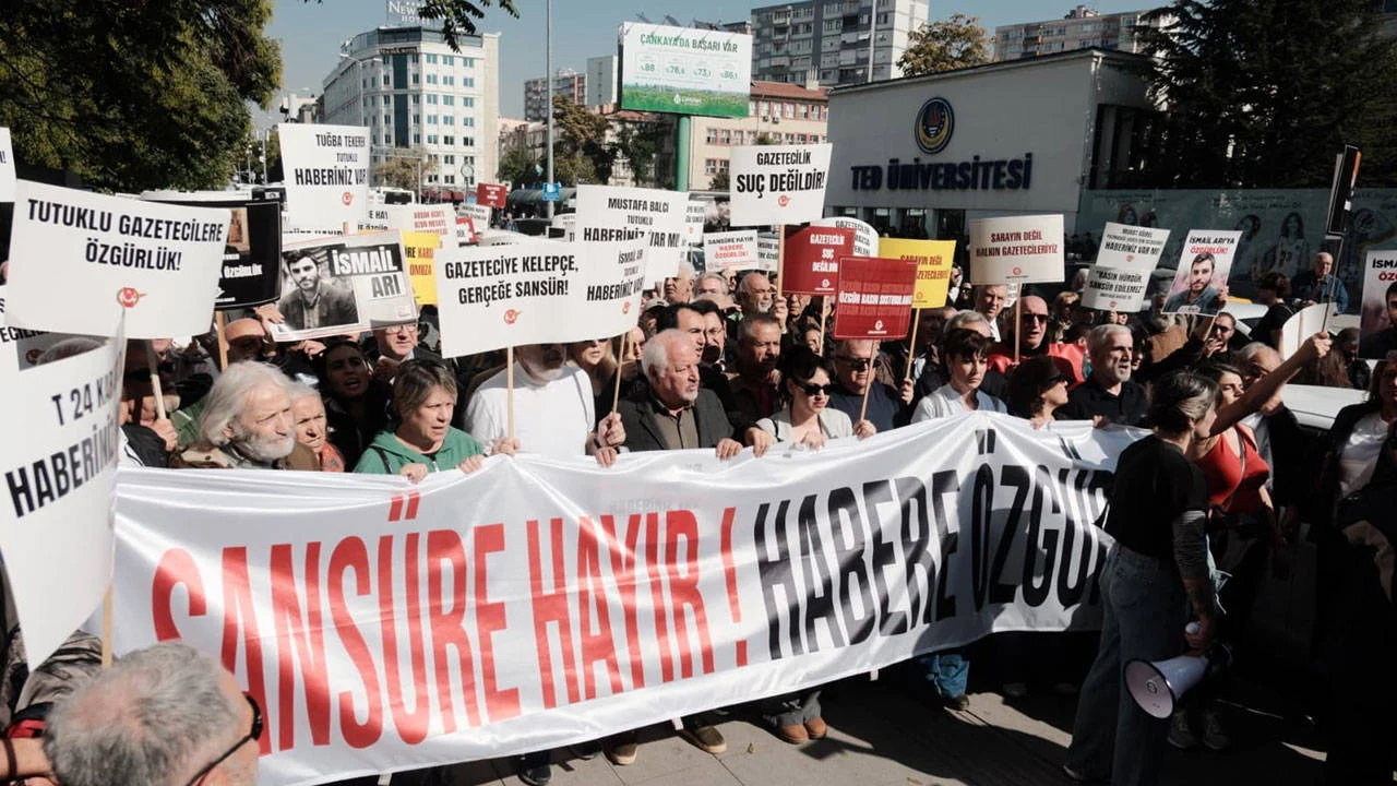 Gazeteciler Ankara’da yürüdü: “Habere özgürlük!”