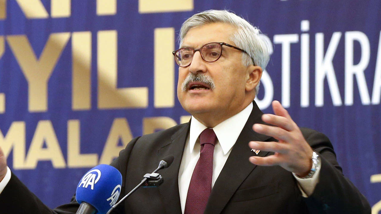AKP'den yeni anayasa mesajı: "Seçimden korkmuyoruz"