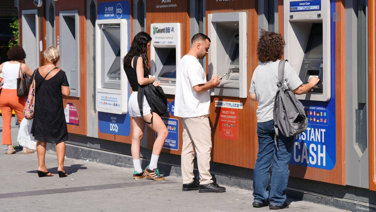 ATM’lerde yeni dönem: Kartlı işlem tarihe karışacak