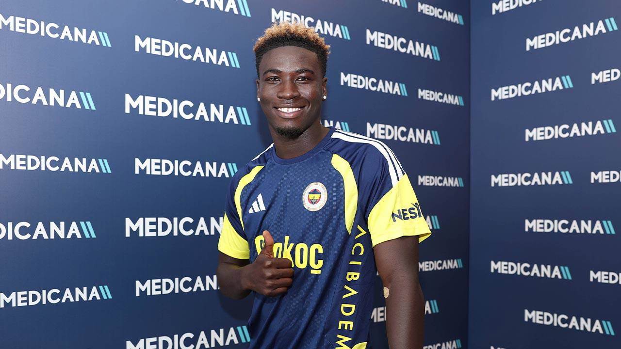 Kojo Oppong Fenerbahçe’ye imzayı attı: "Bu formayı giymek için sabırsızlanıyorum"