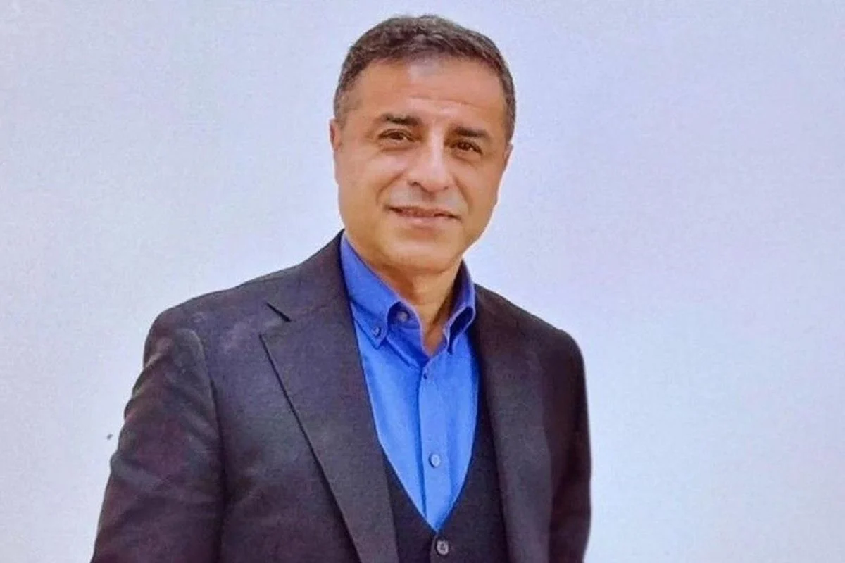 Selahattin Demirtaş'tan cezaevinden kritik mesaj