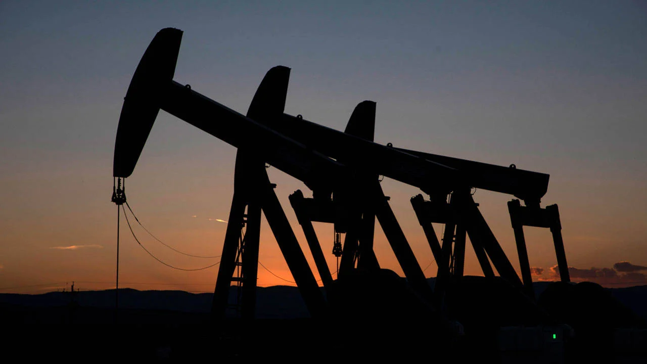 Brent petrol yeniden 100 dolara yaklaşıyor: Gözler 4 Ekim'de