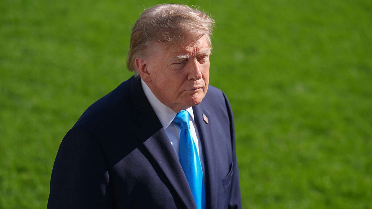 Trump: Venezuela'dan yüzlerce milyar dolar para çıkarıyoruz