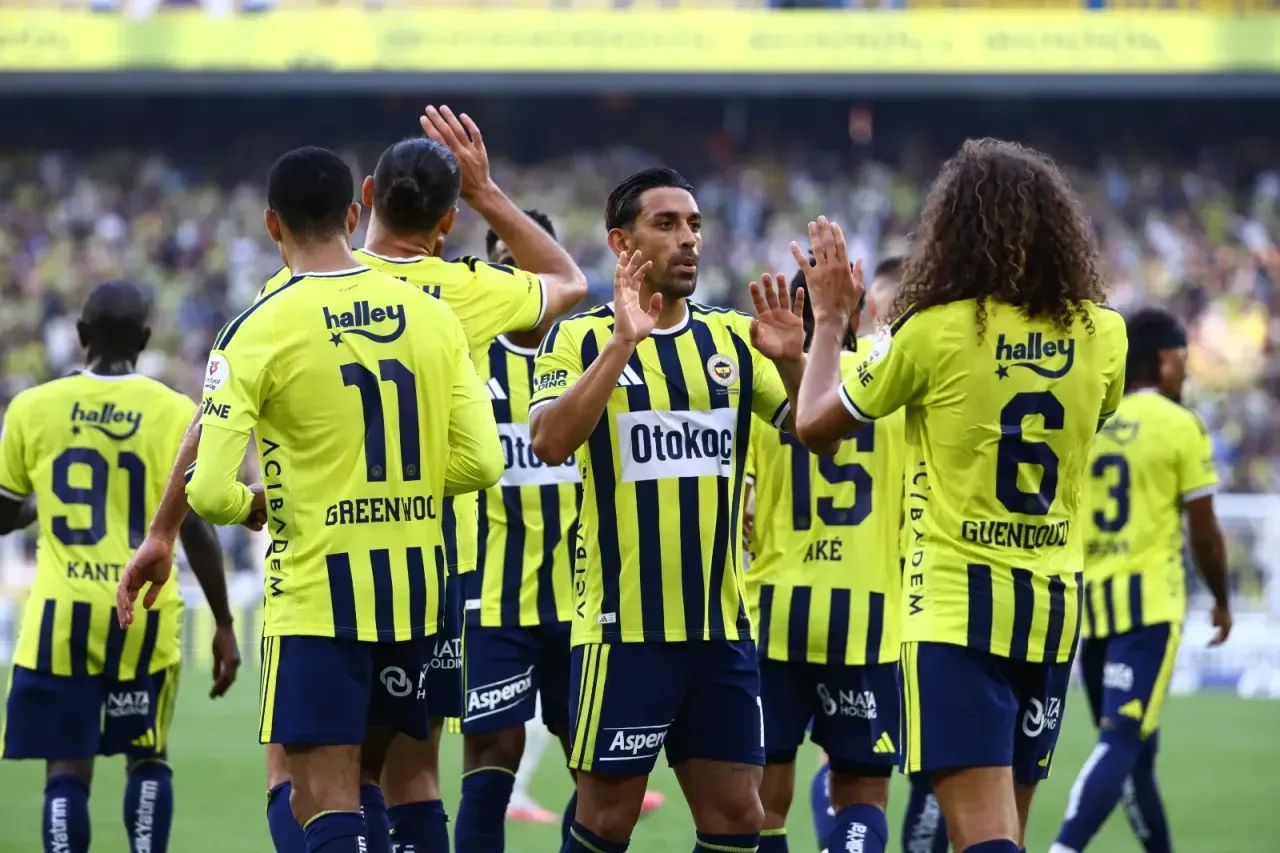 Fenerbahçe’den Tarihi Gece: 8-0