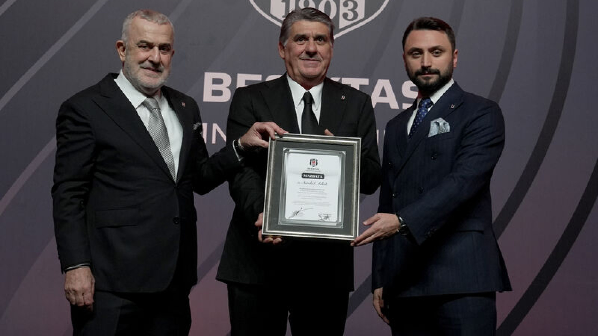 Beşiktaş'ta mazbata töreni yapıldı!